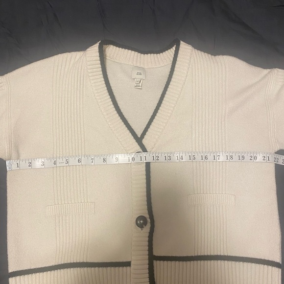 River Island Cream Cardigan with Black Accents - Picture 4 of 8